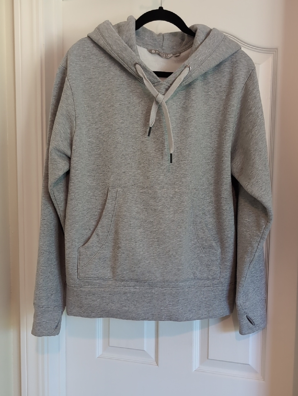 Athleta Hoodie SzSmall Kangaroo Pouch Pocket Thumbholes Light Gray EUC Like New